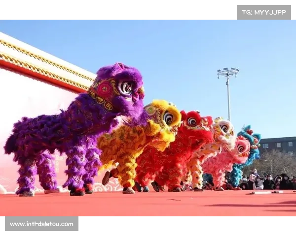 呼和浩特U18赛事纪念品摊位设立在体育场周边区域方便观众购买纪念品 呼和浩特U18赛事纪念品摊位设立在体育场周边区域方便观众购买纪念品